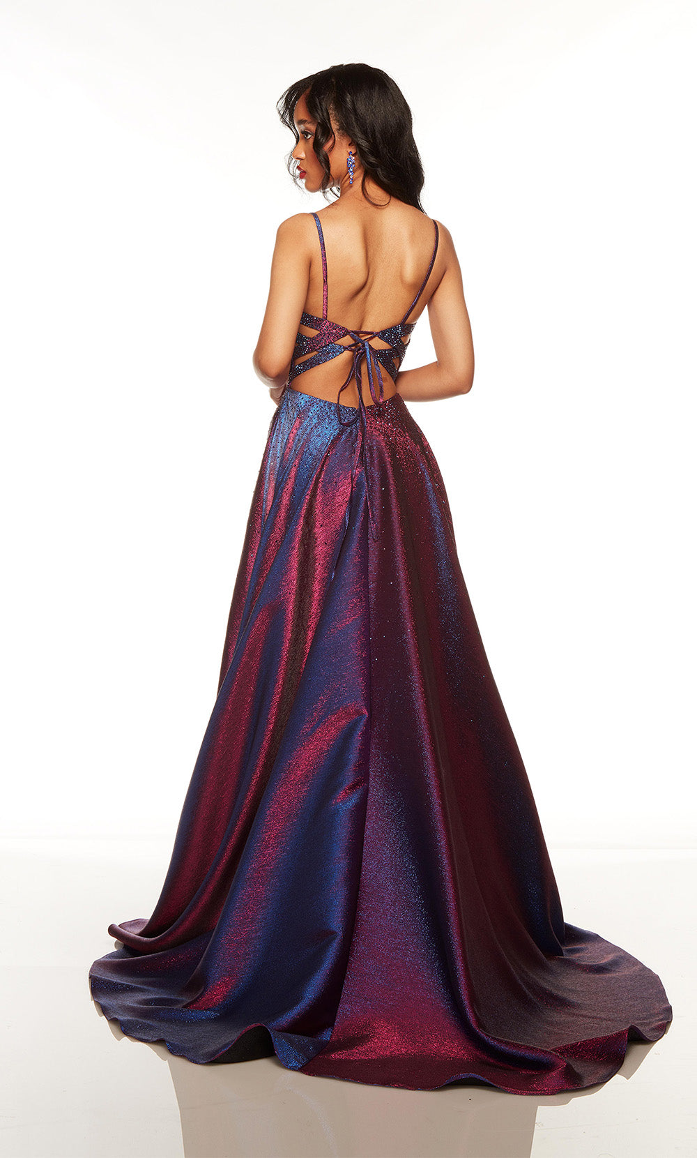 Alyce Paris 1770 The Secret Dress - Long Sweetheart Train Un vestido de línea