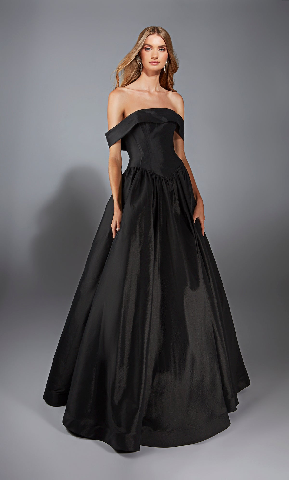 ALYCE Paris 1889 The Secret Dress - Long Off The Shoulder Pockets Ballgown Dress
