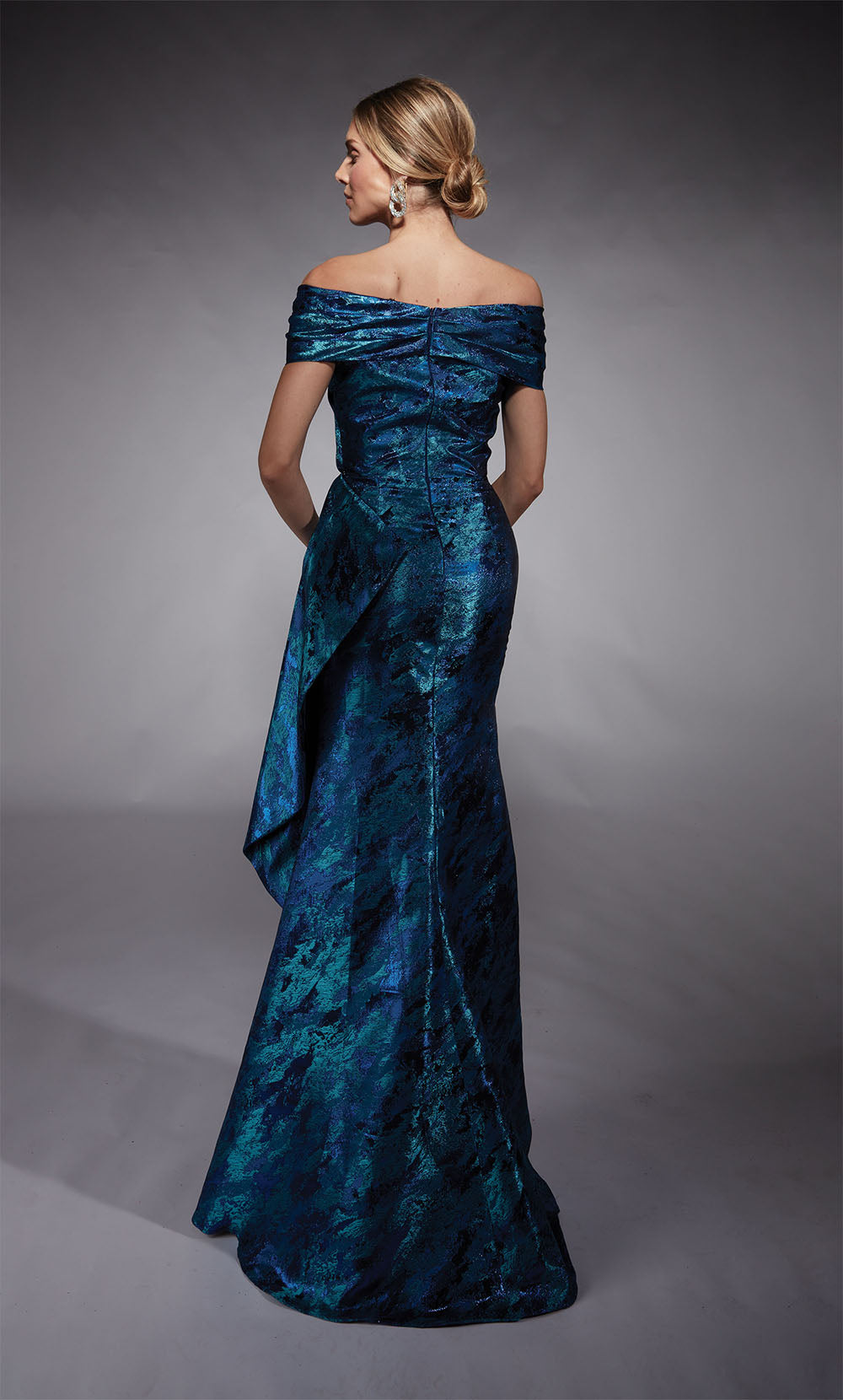 Alyce Paris 27737 Occasion spéciale au large de la robe de sirène chic de l'épaule