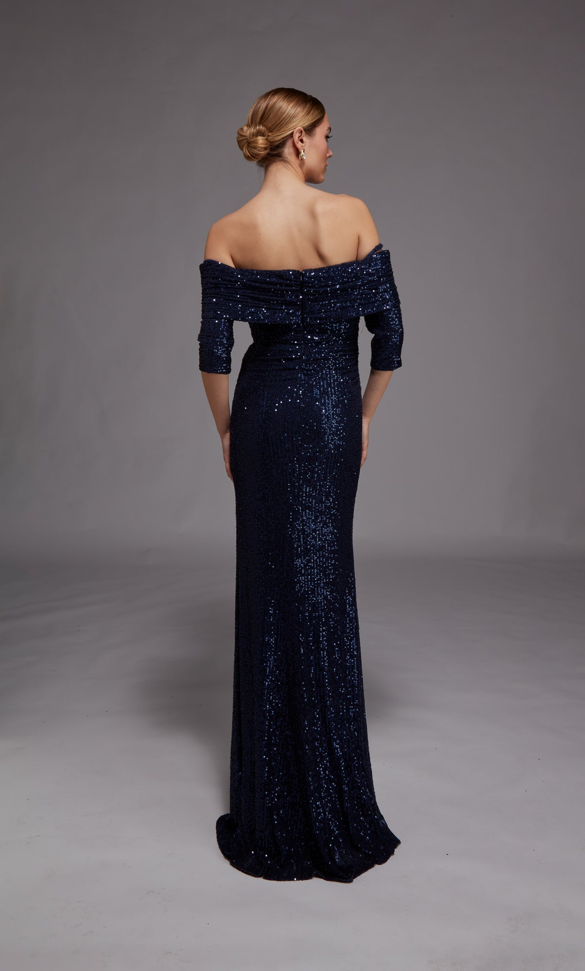 アリス・パリ27787肩のネックラインのきらめき/キラキラ光るストレートドレスからの特別な機会