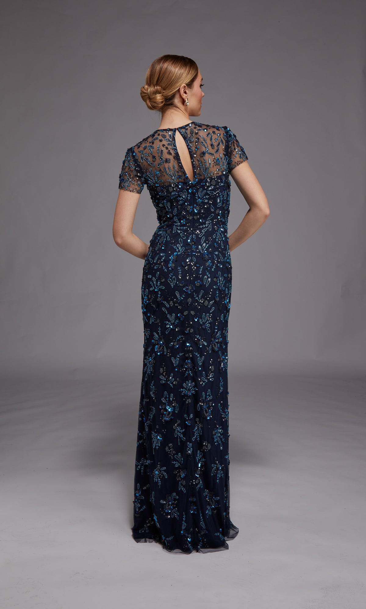 Alyce Paris 27789 Occasion spéciale Encolure illusion décolleté Robe droite