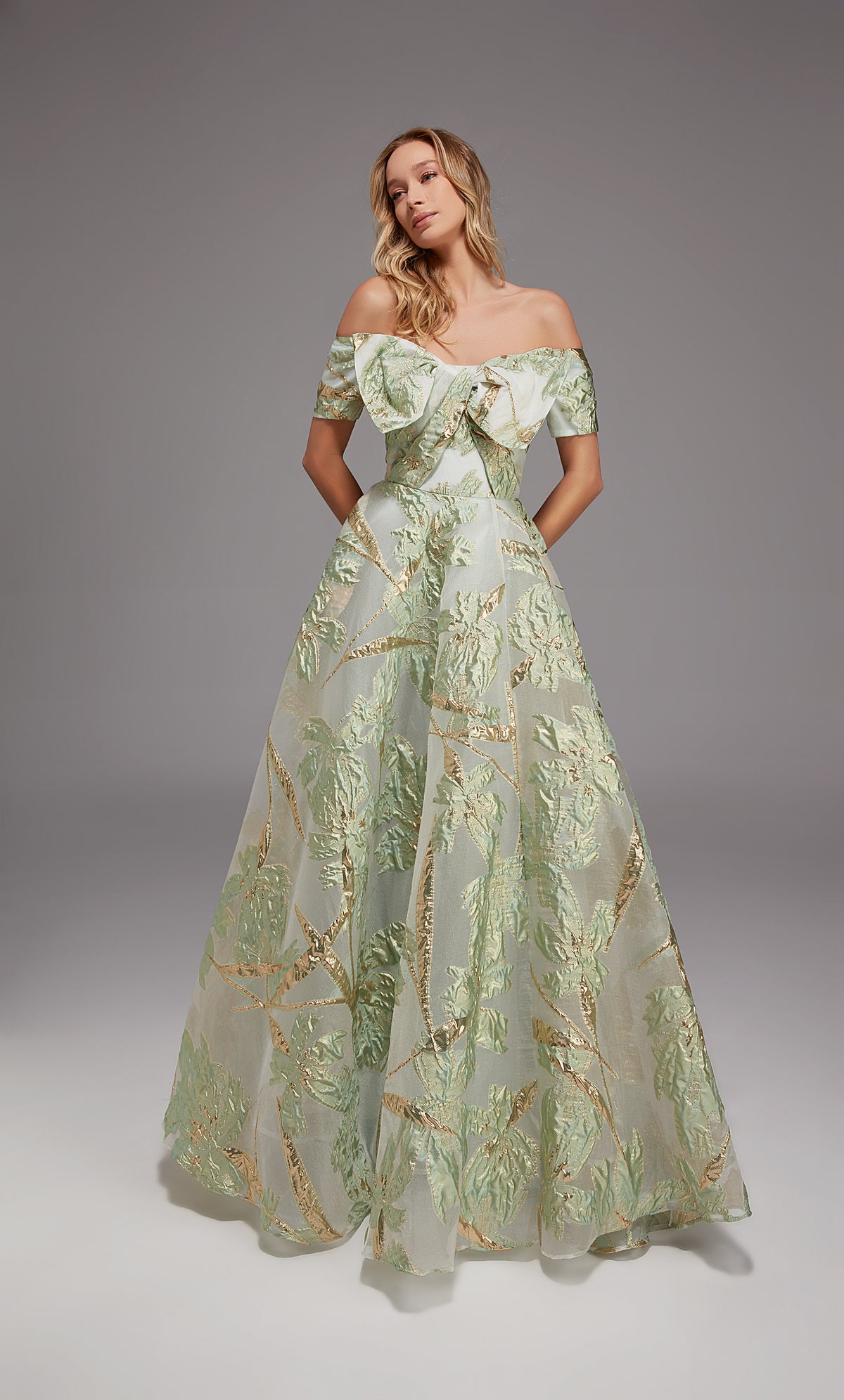 Alyce Paris 27804 Occasion spéciale au large du décolleté de l'épaule embelli une robe de ligne