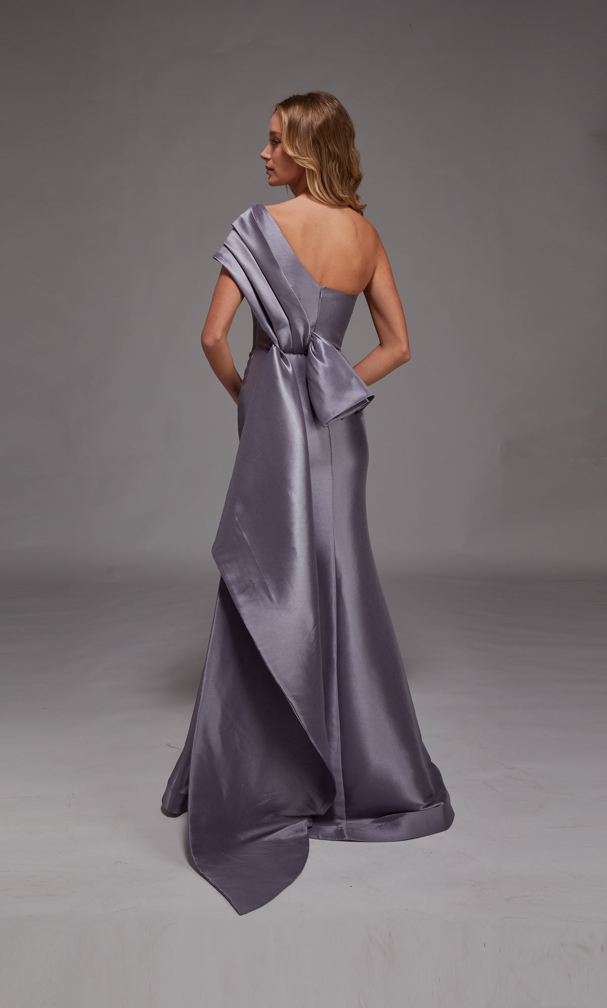 Alyce Paris 27838 Besonderer Anlass Ein Schulterausschnitt Riched/draped Fit n Flare -Kleid