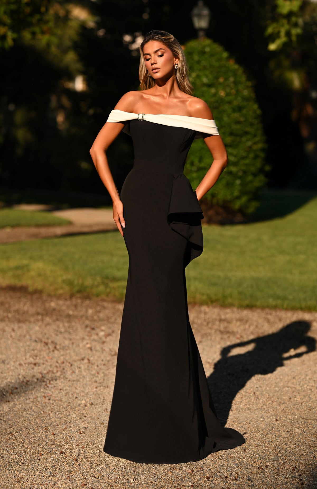 Alyce Paris 27877 Occasion spéciale au large de l'épaule décolleté et drapée Fit n Flare Robe