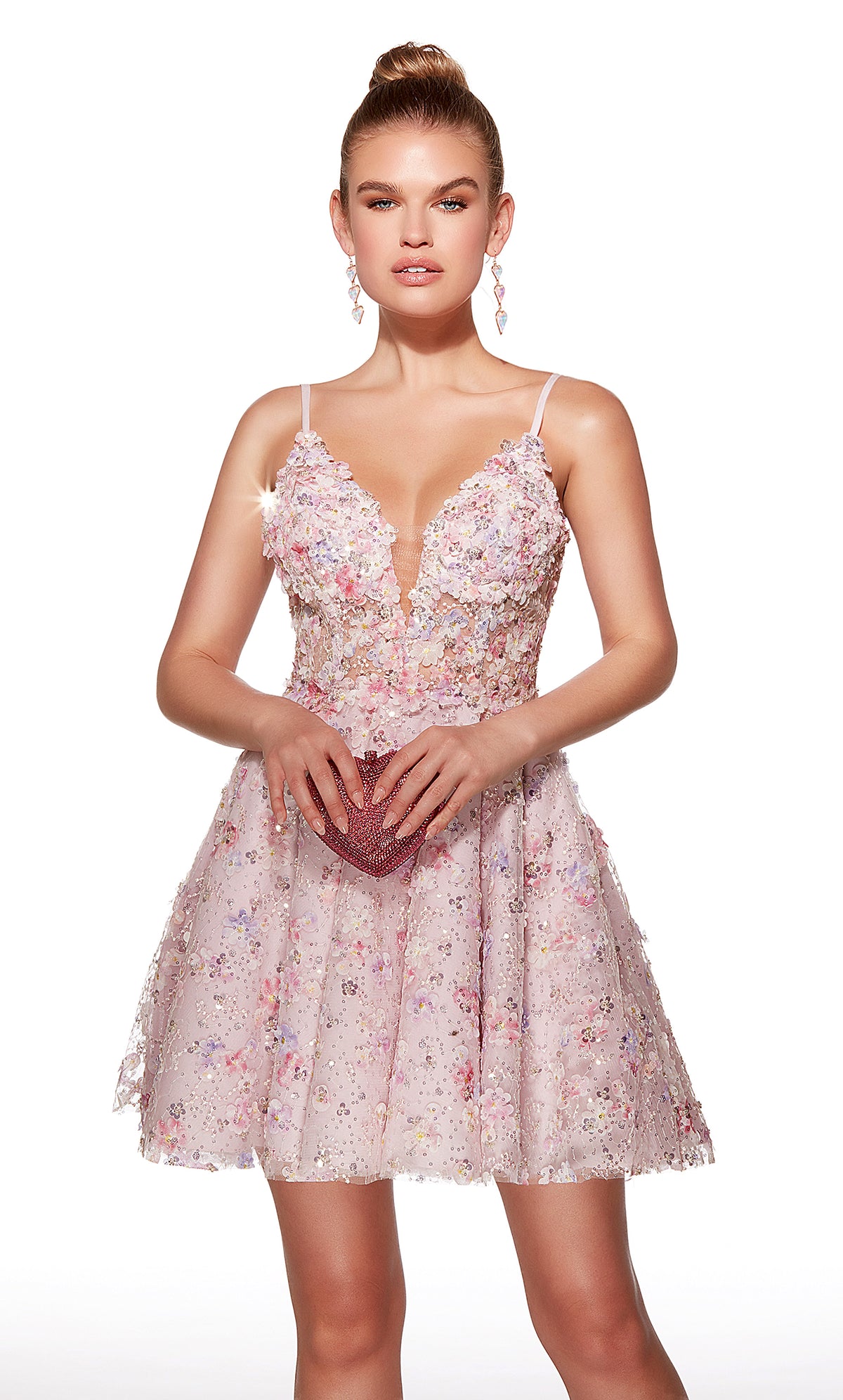 Alyce Paris 30017 Homecoming Short Plunging Neckline은 라인 드레스를 장식했습니다.