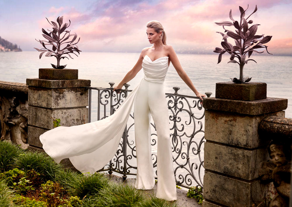 Alyce Paris 70050 Bridal Cowl Train Train Robe