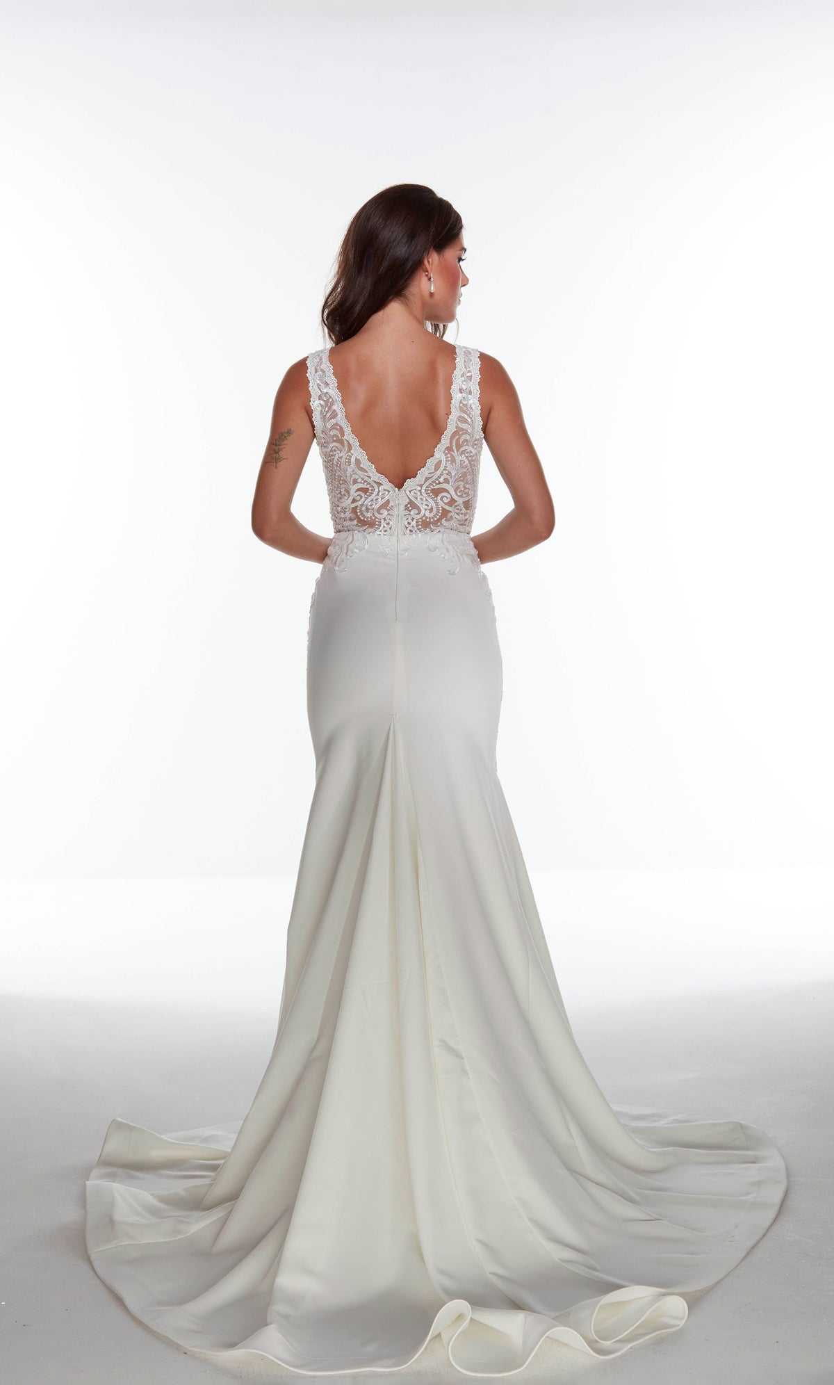 Alyce Paris 7016 Bridal Plunging Sexy Fit N Flare Plare