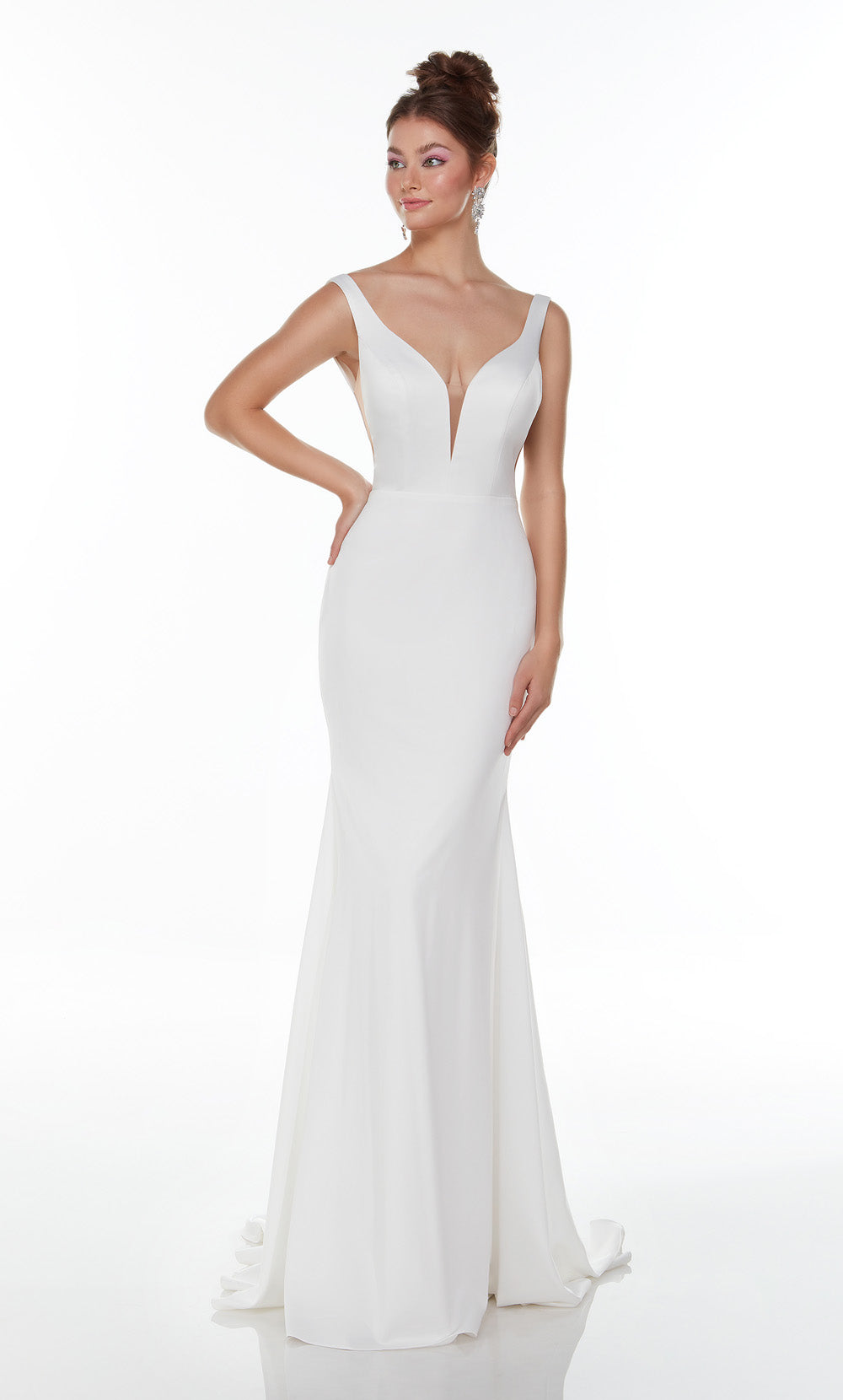 ALYCE Paris 7052 Bridal Plunging Neckline Train Mermaid Dress