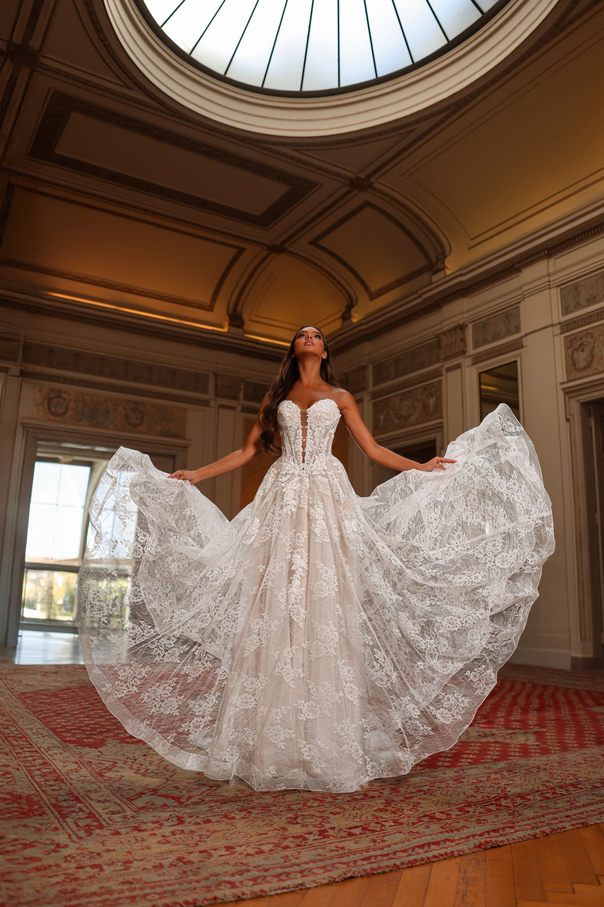 Alyce Paris 7154 Botões de decote de noiva para que um vestido de linha