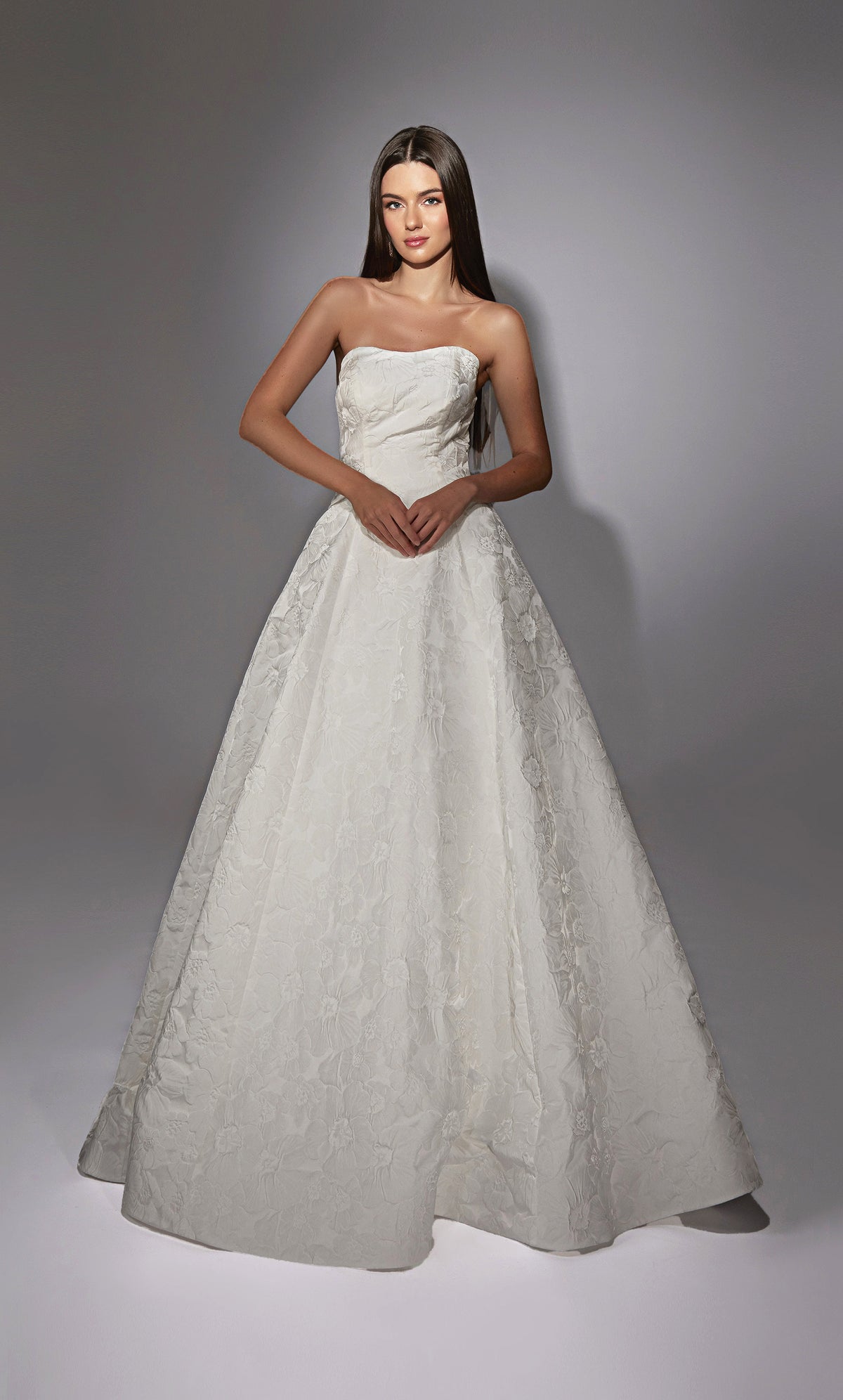 Alyce Paris 7155 Niñón sin tirantes Modesta un vestido de línea
