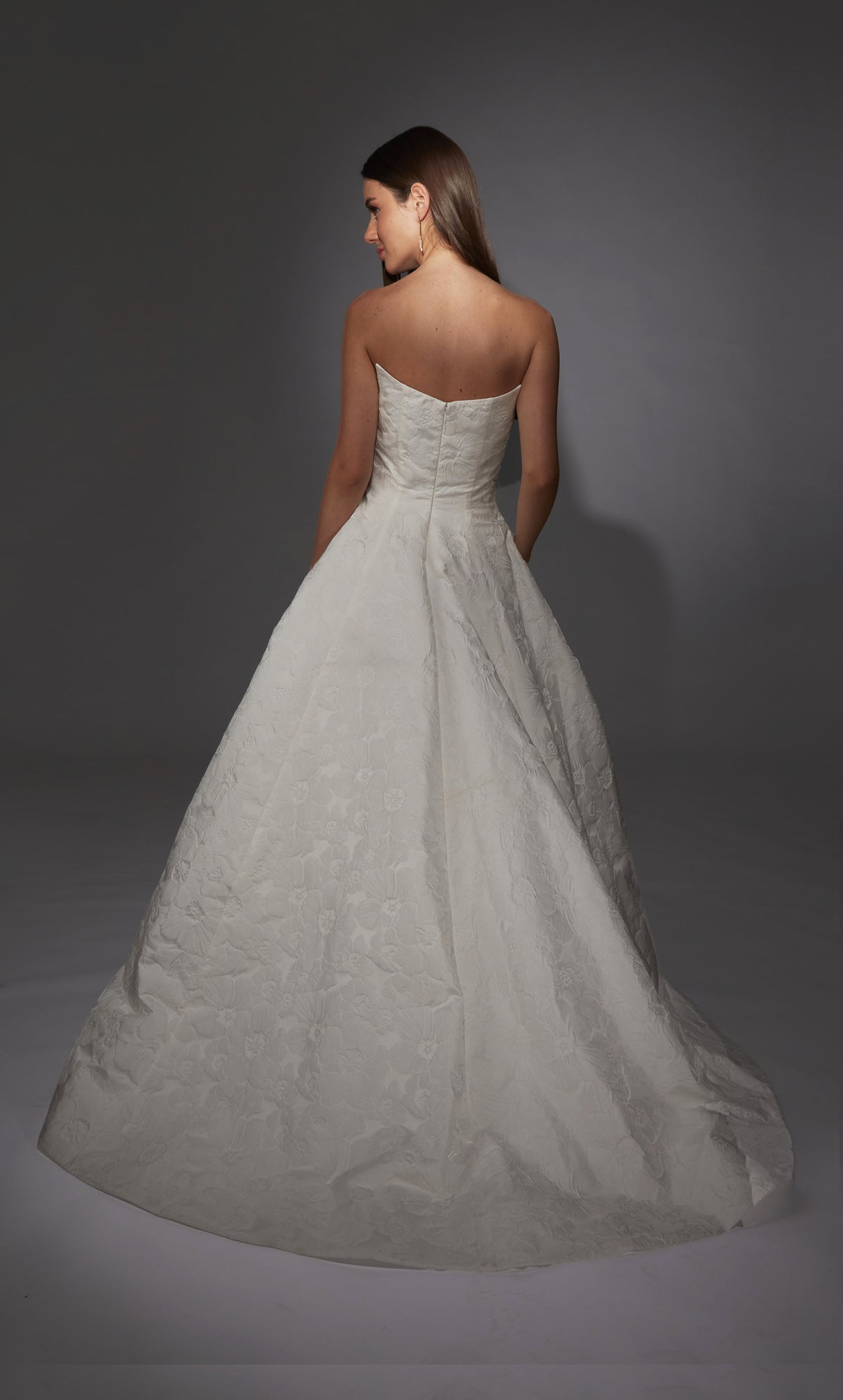 Alyce Paris 7155 Niñón sin tirantes Modesta un vestido de línea