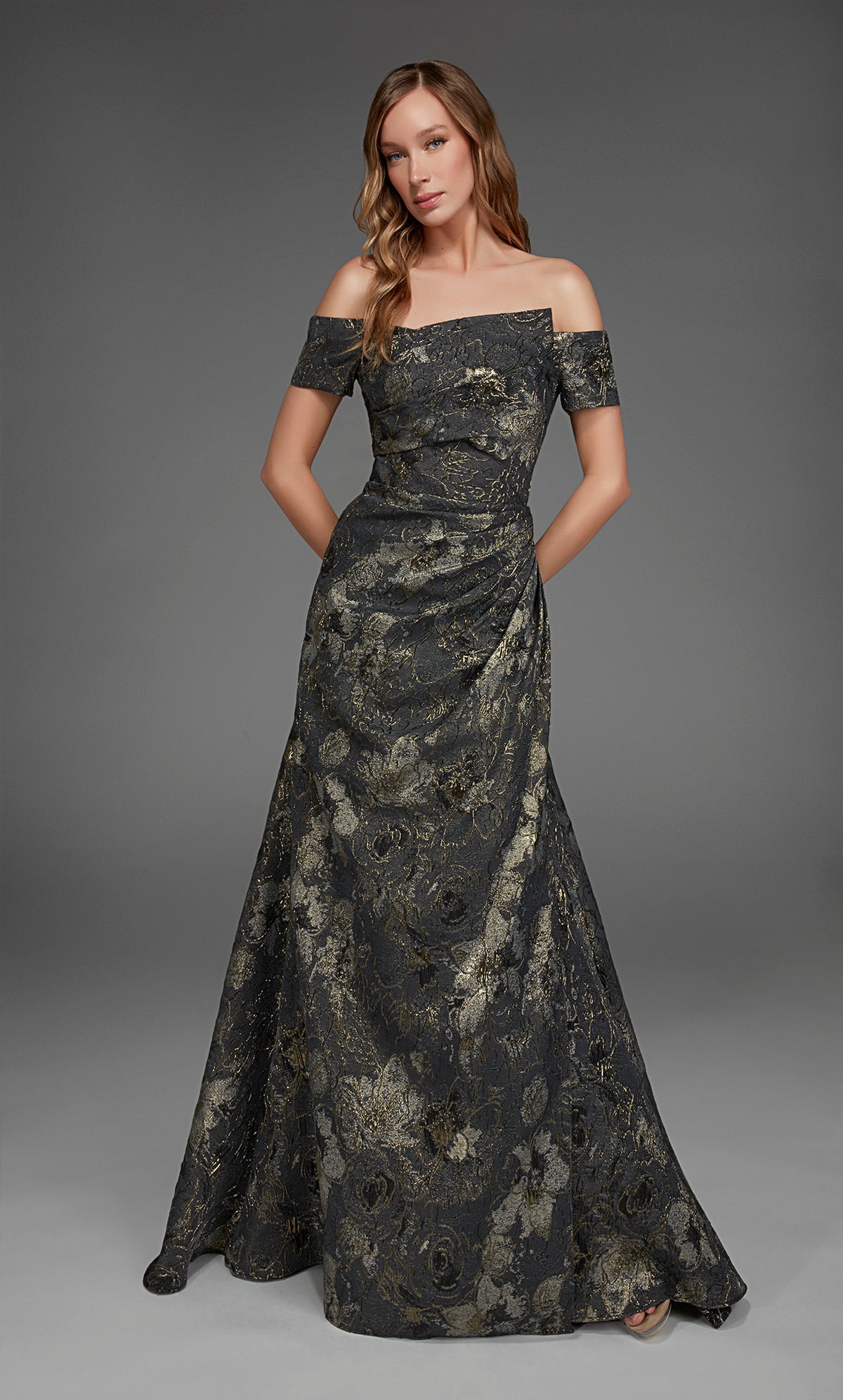 アリス・パリ27828肩のネックラインからの特別な機会が破裂/ドレープされたラインドレス