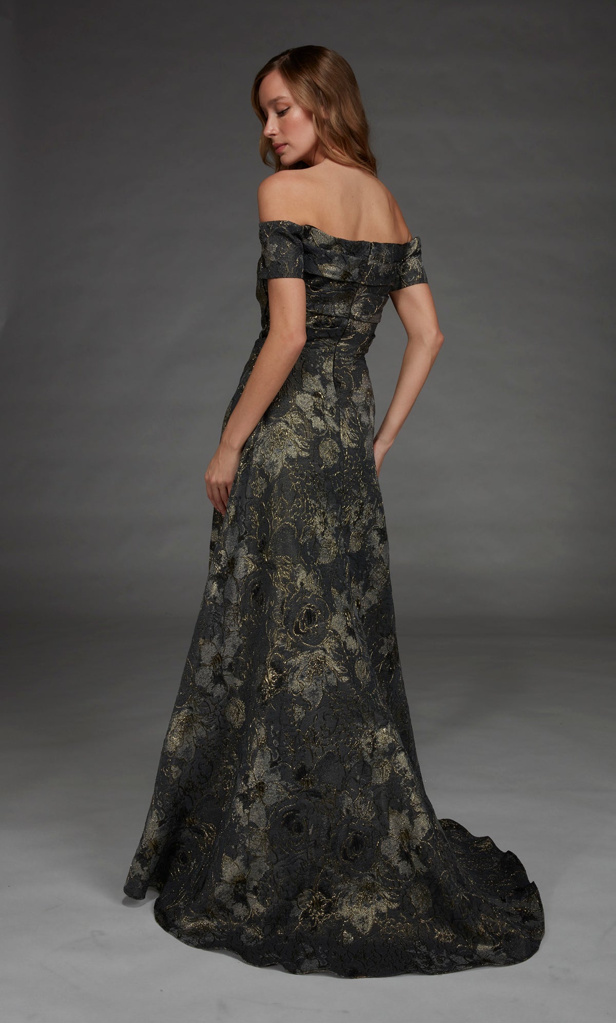 アリス・パリ27828肩のネックラインからの特別な機会が破裂/ドレープされたラインドレス