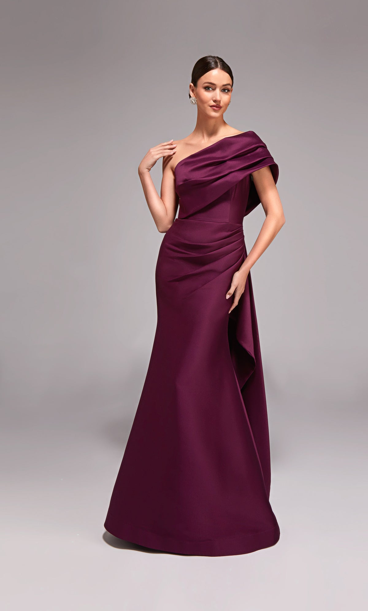 Alyce Paris 27838 Besonderer Anlass Ein Schulterausschnitt Riched/draped Fit n Flare -Kleid