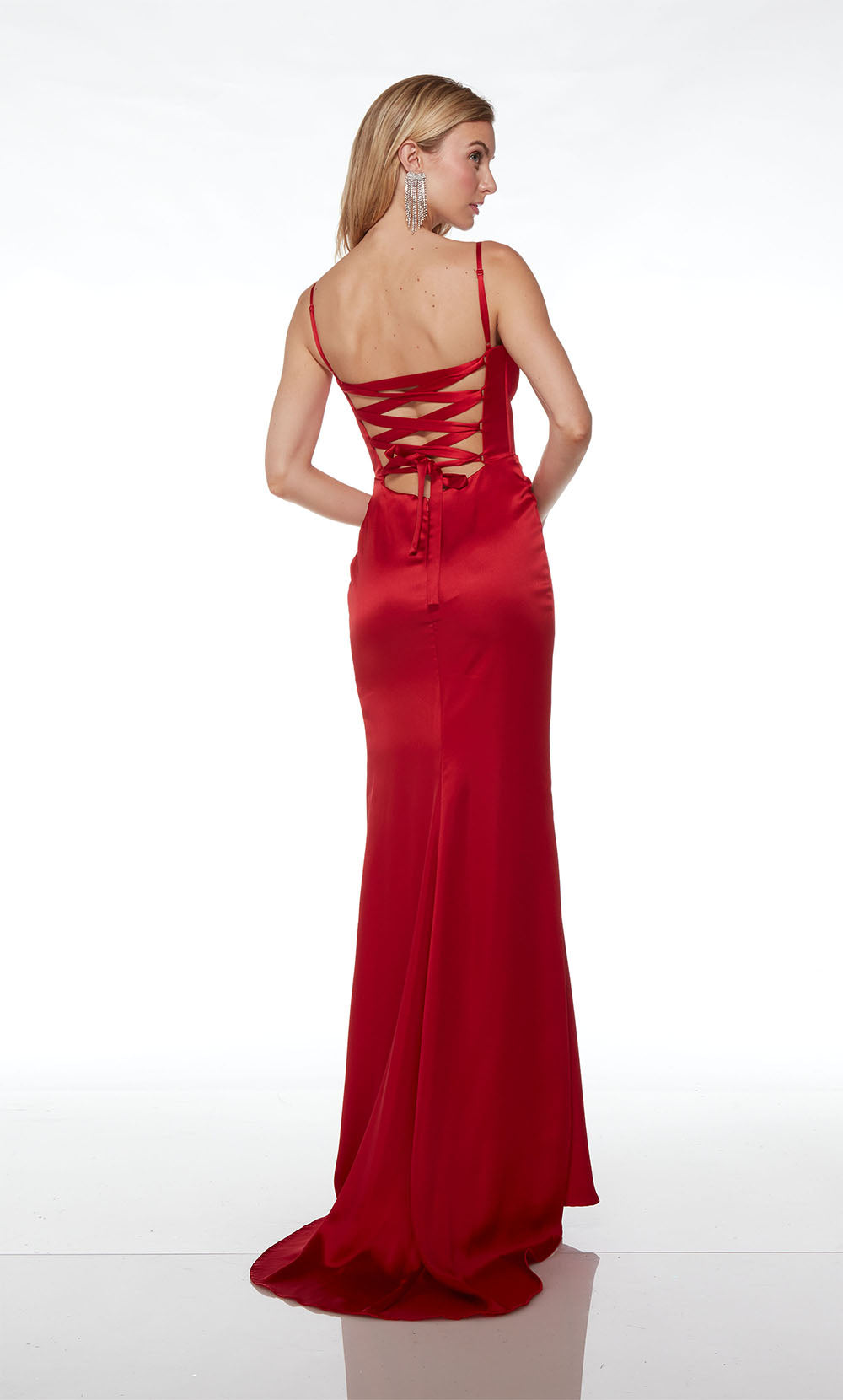 Alyce Paris 61485 Alyce Long se sumerge elegante vestido recto