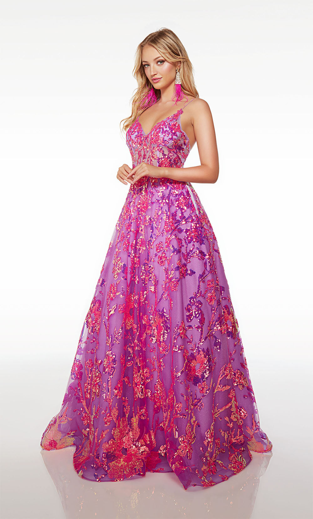 Alyce Paris 61516 Alyce Long V-Neck 장식 Ballgown 드레스