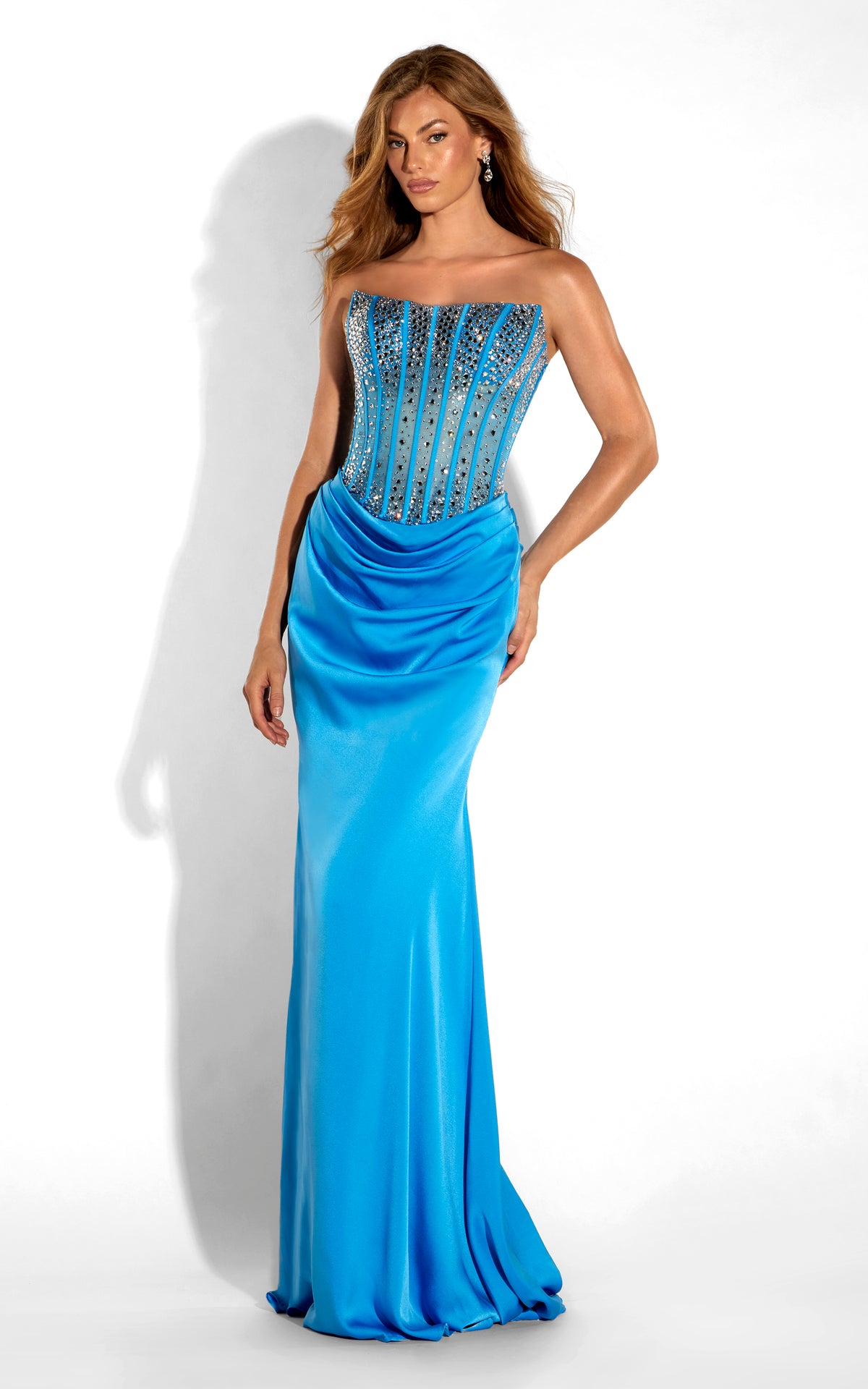 ALYCE Paris 62397 Alyce Long Cat-eye Neckline Ruched/draped  Dress