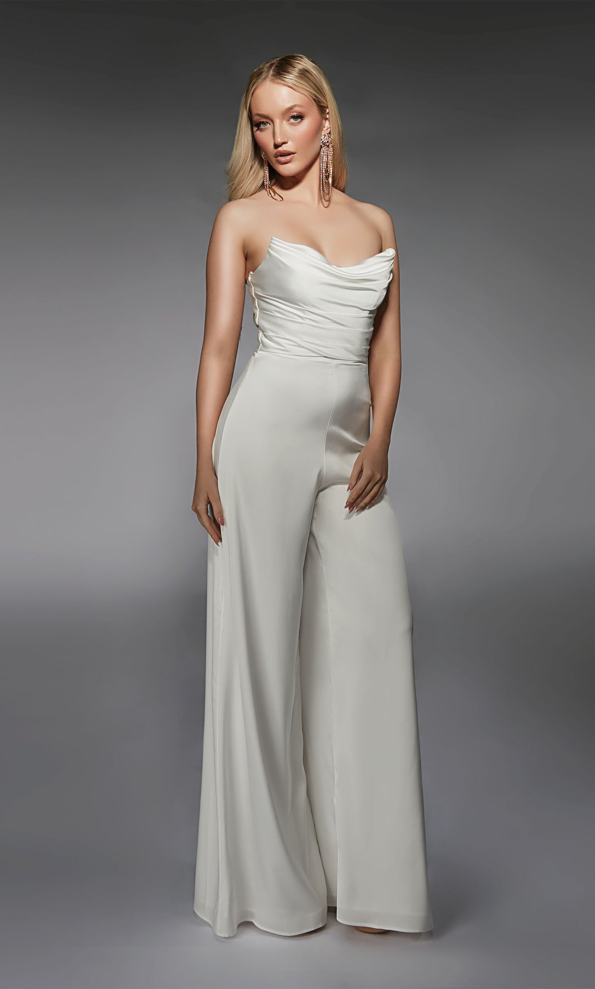 Alyce Paris 70071 Bridal fuera del hombro Vestido de mono elegante