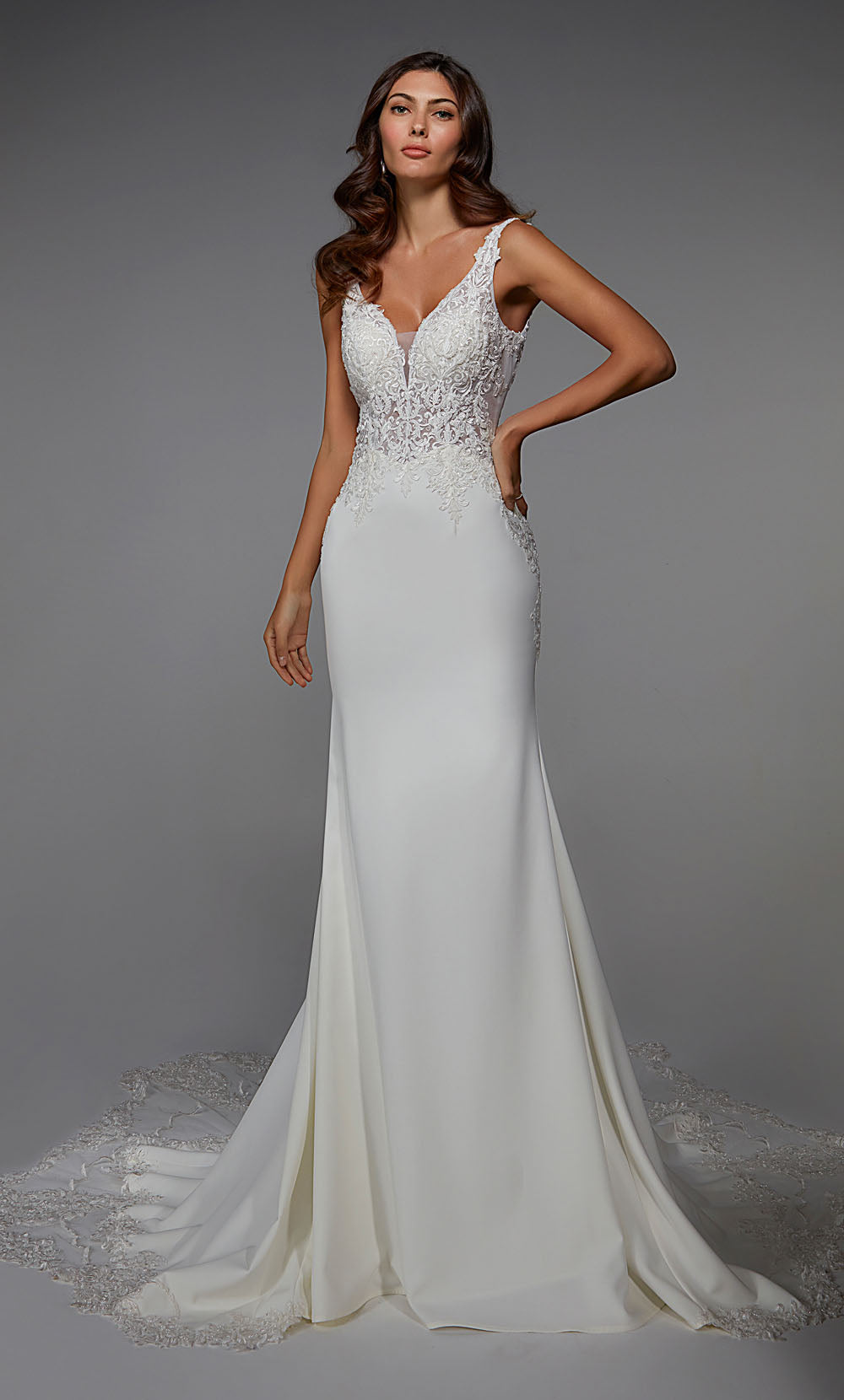 Alyce Paris 7027 Bridal hundido Train Fit N Vestido de brea