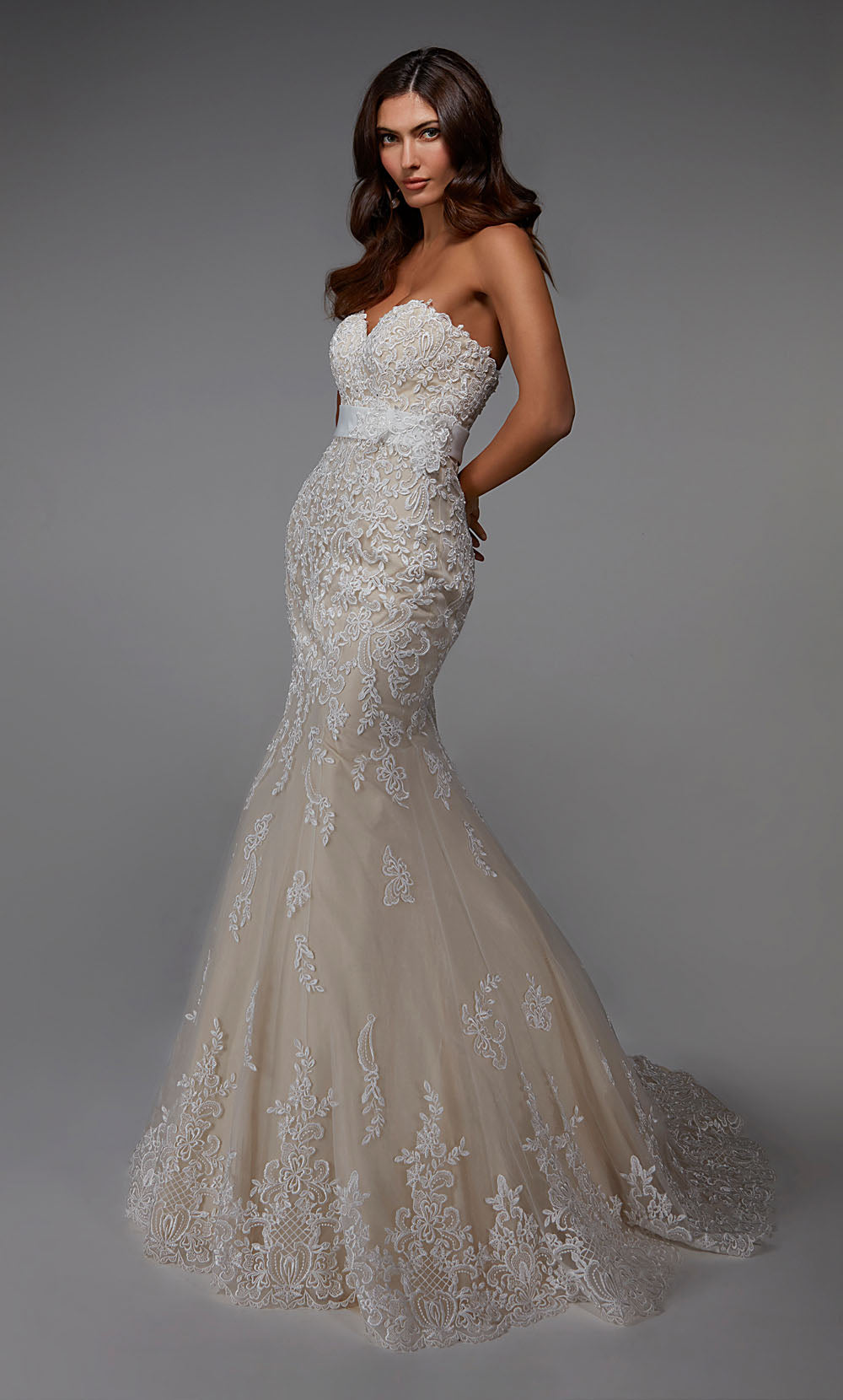 ALYCE PARIS 7032 Abito da spalma da spalma da sposa