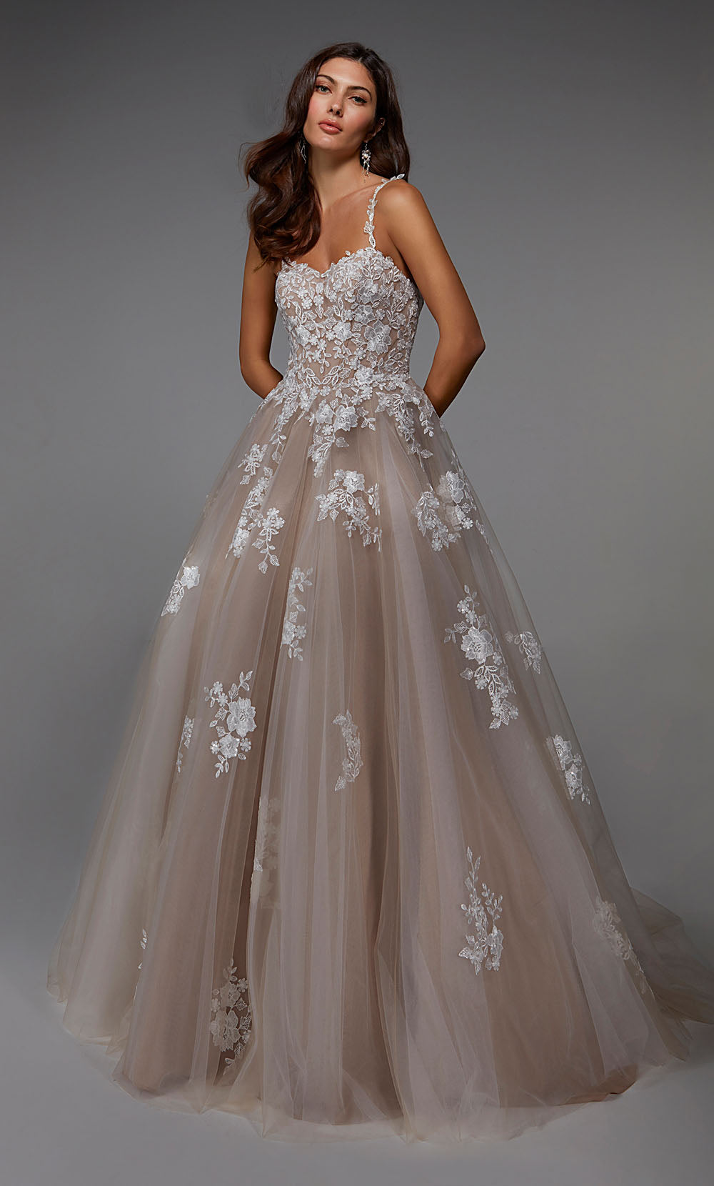 Alyce Paris 7043 Robe de balle de balle de mariée nuptiale