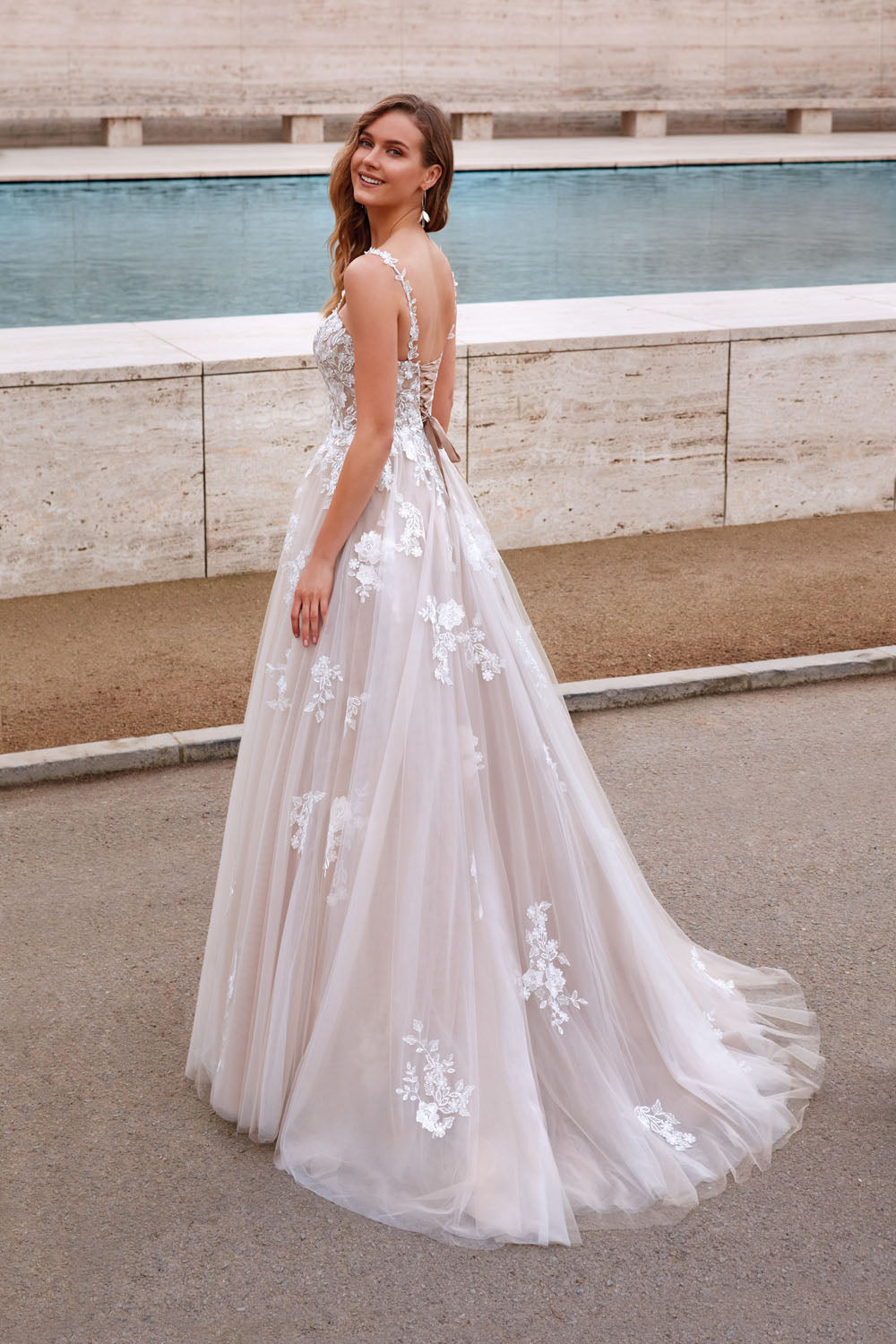 Alyce Paris 7043 Robe de balle de balle de mariée nuptiale