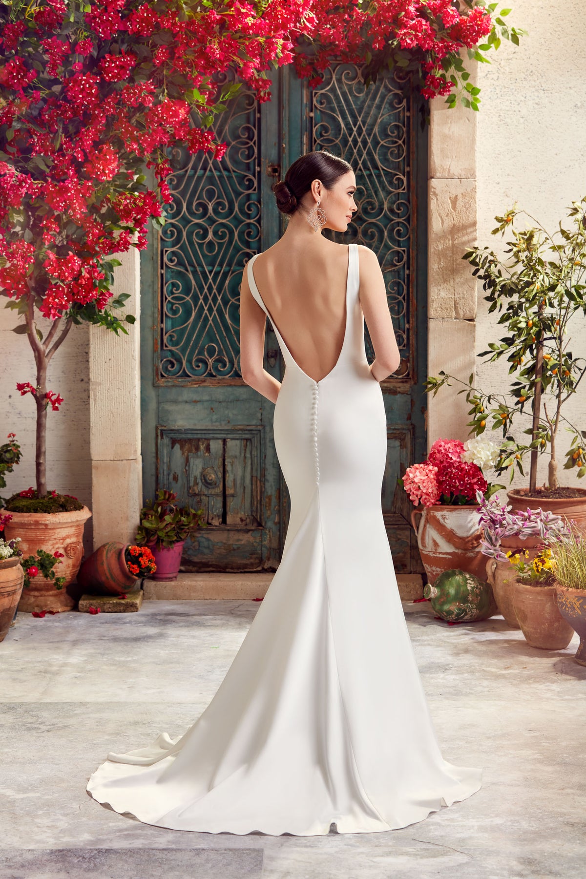 ALYCE Paris 7052 Bridal Plunging Neckline Back Buttons, Train  Dress