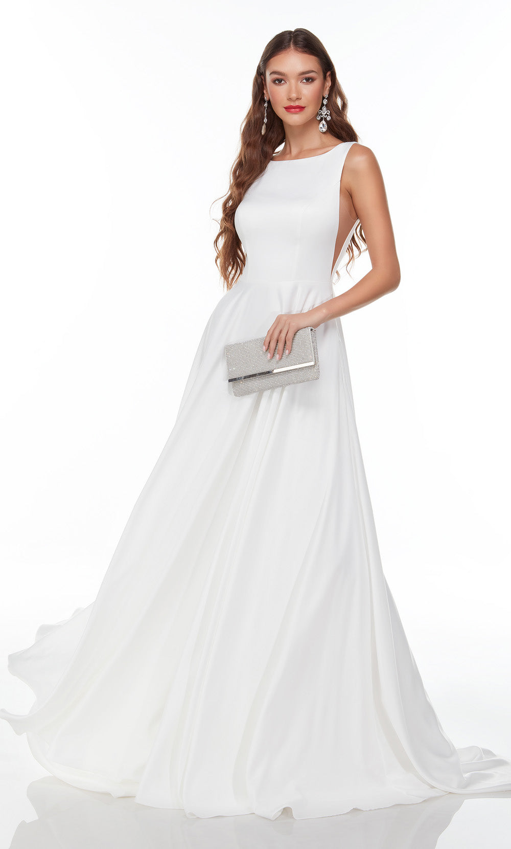 Alyce Paris 7053 Bridal Boat Train une robe de ligne