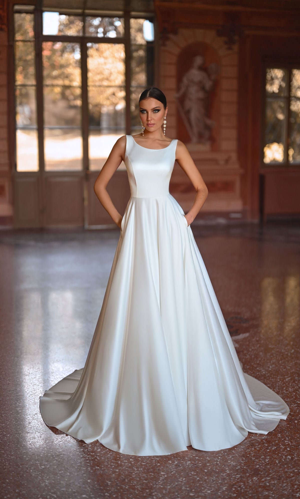 Alyce Paris 7053 Bridal Boat Train une robe de ligne