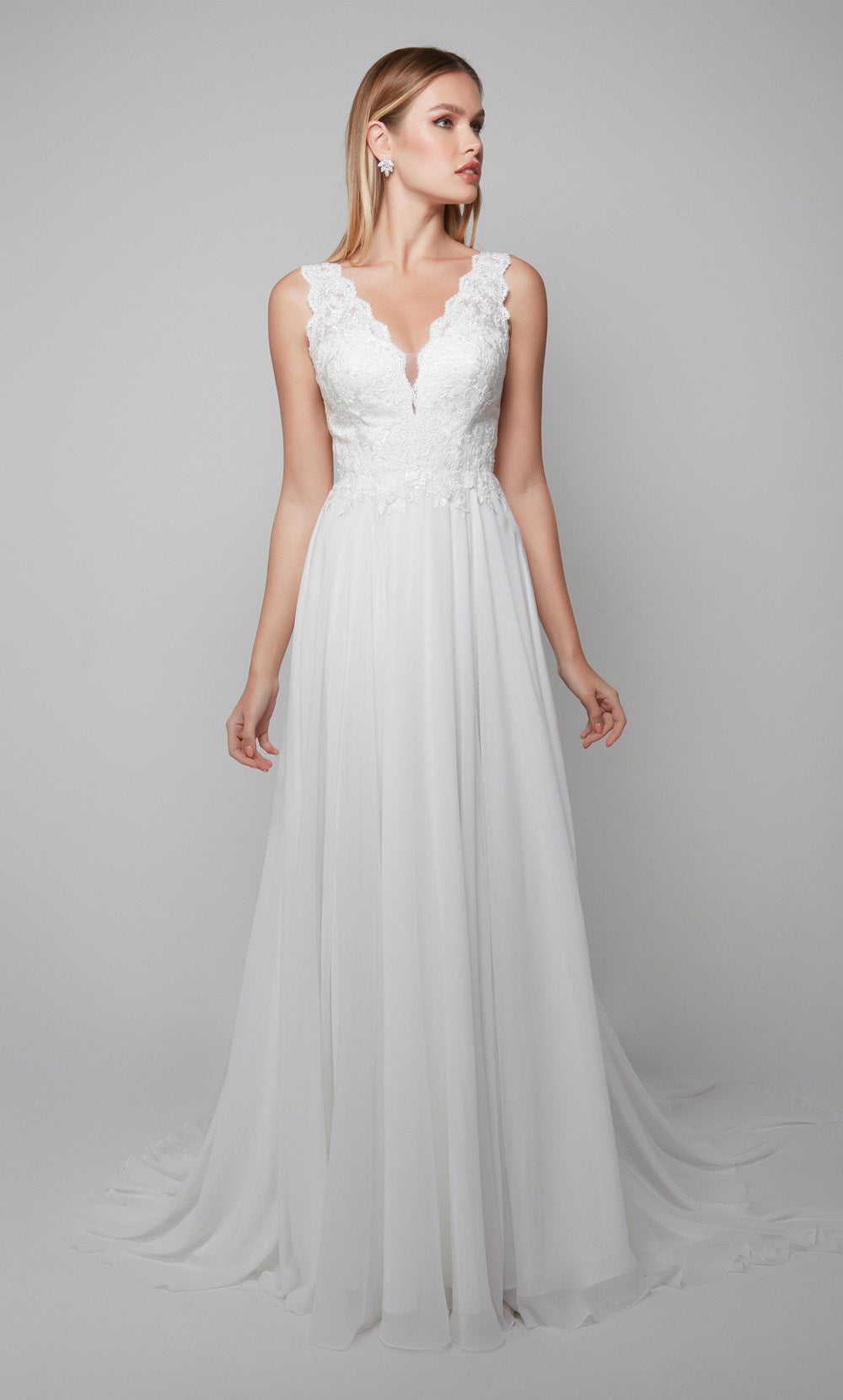 Alyce Paris 7071 Bridal plongeant modeste une robe de ligne