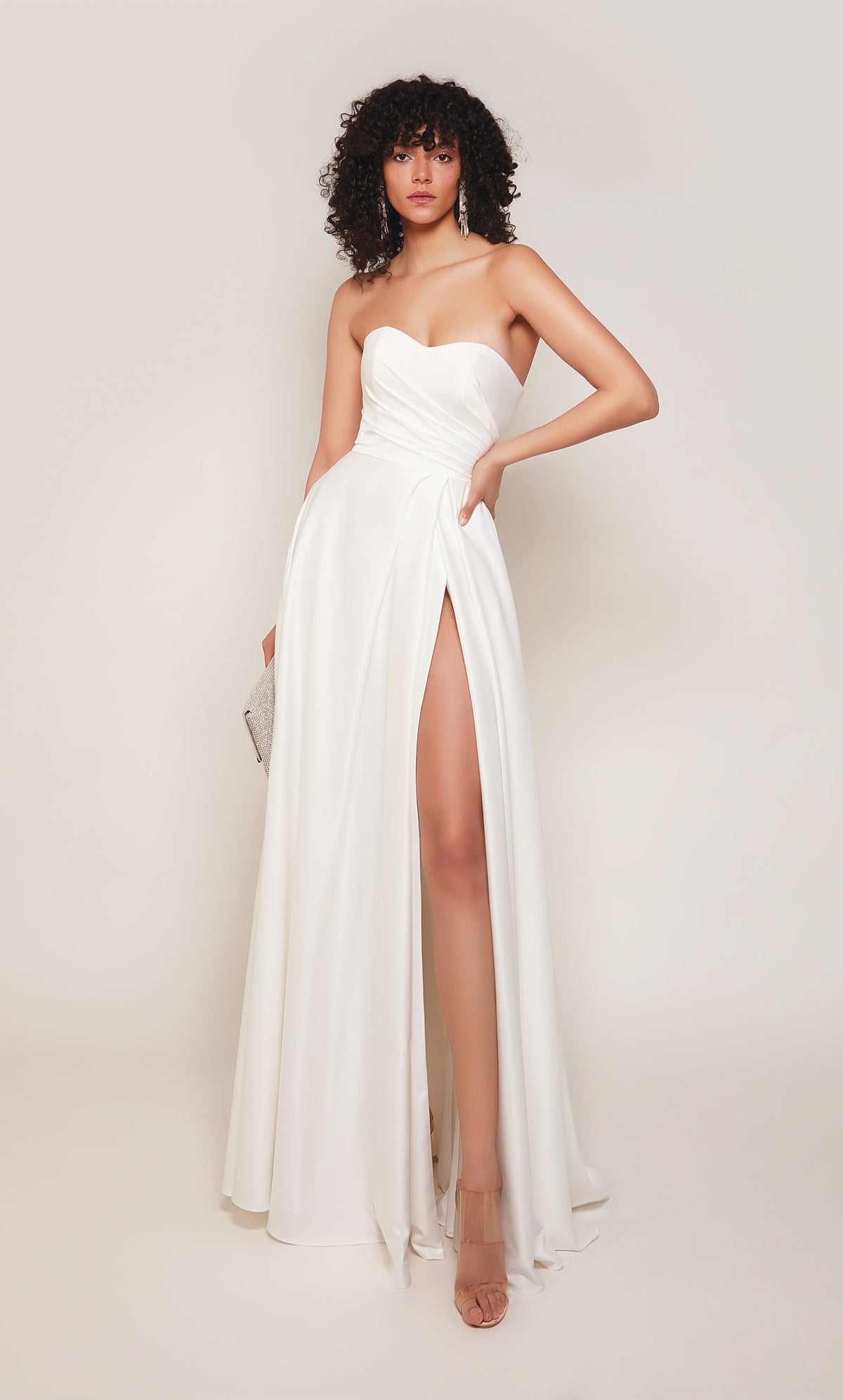 Alyce Paris 7088 Bridal Sweetheart Train une robe de ligne