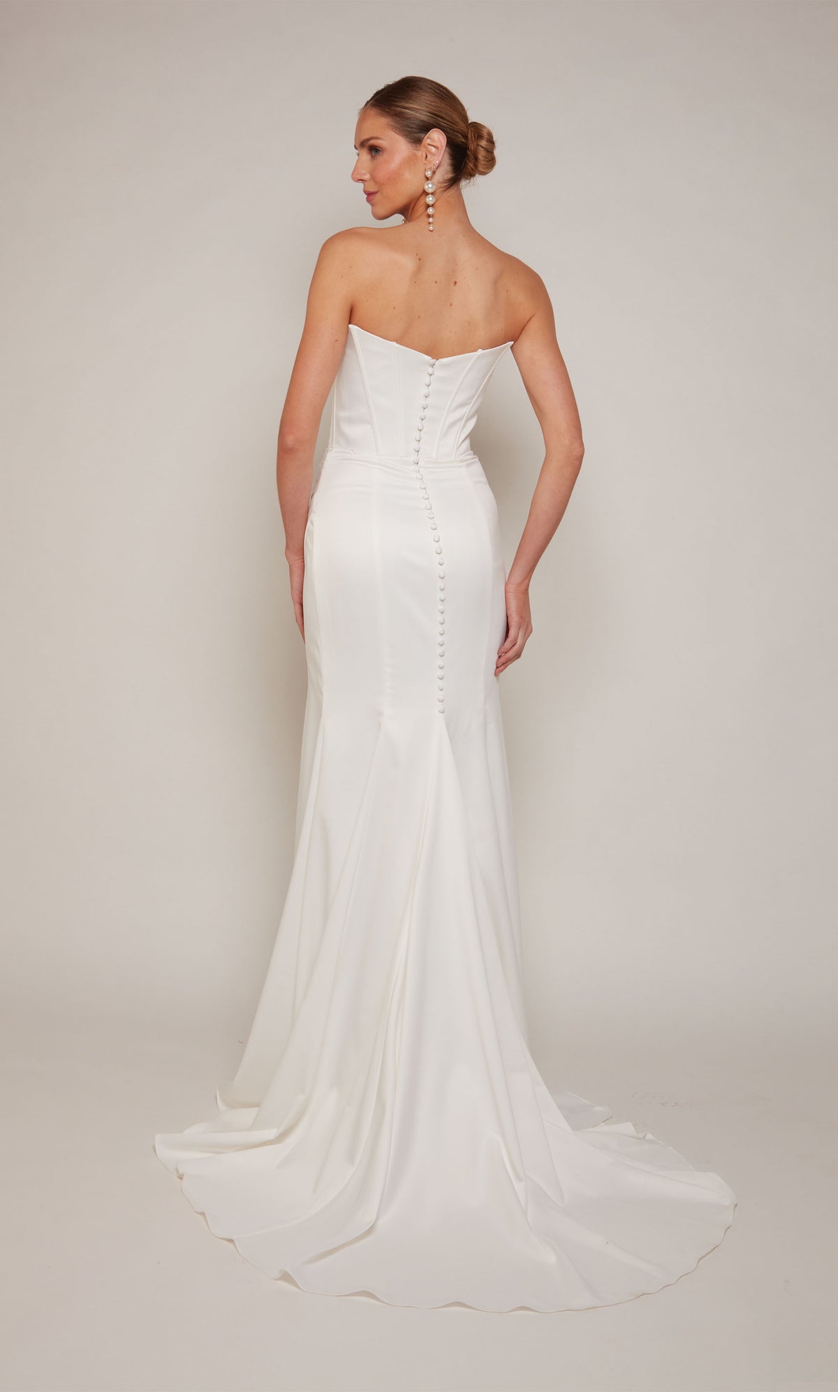 Alyce Paris 7093 Bridal Cat-Eye Slit Sirmaid Robe