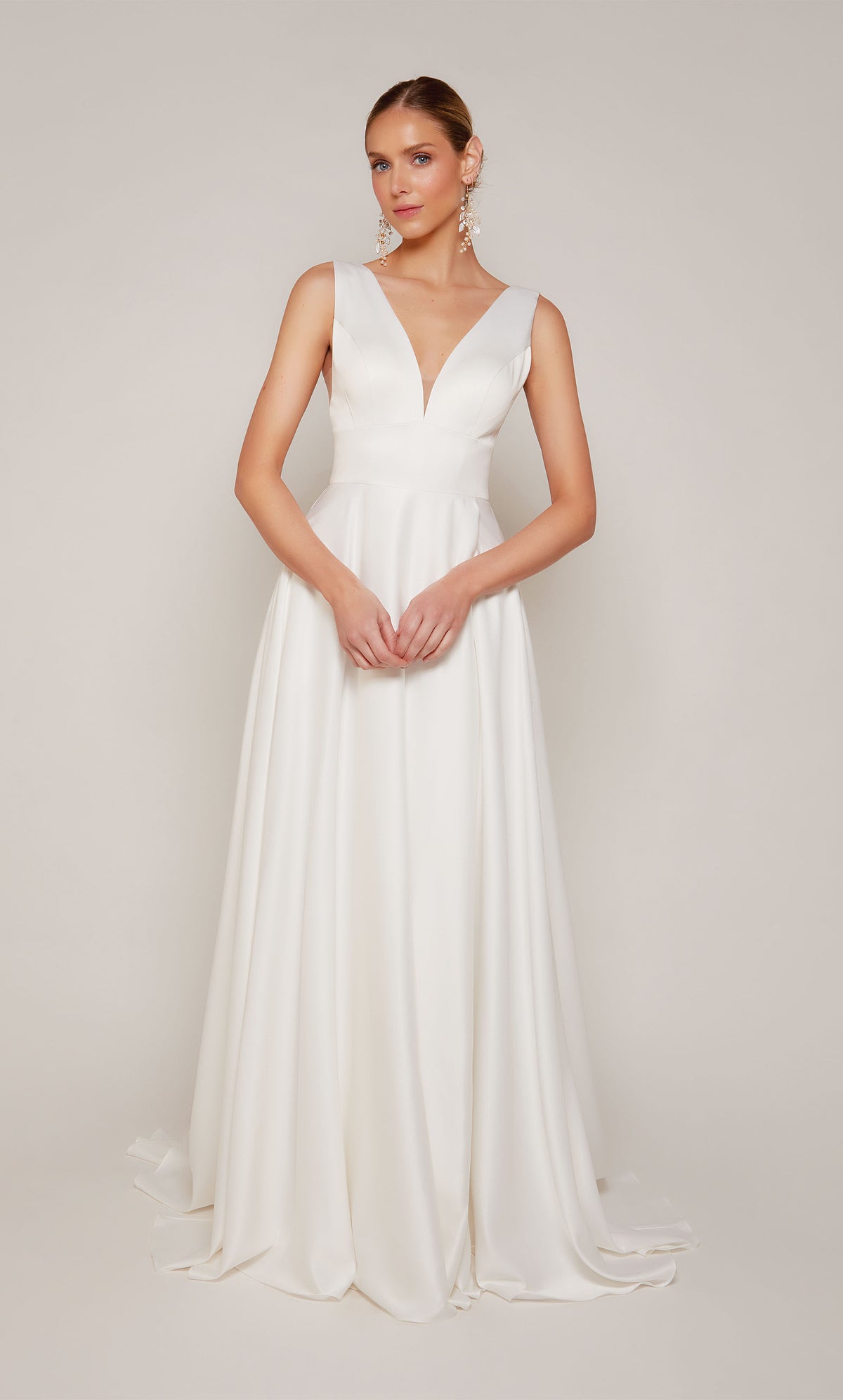 Alyce Paris 7096 Bridal V-образное среж на линейное платье