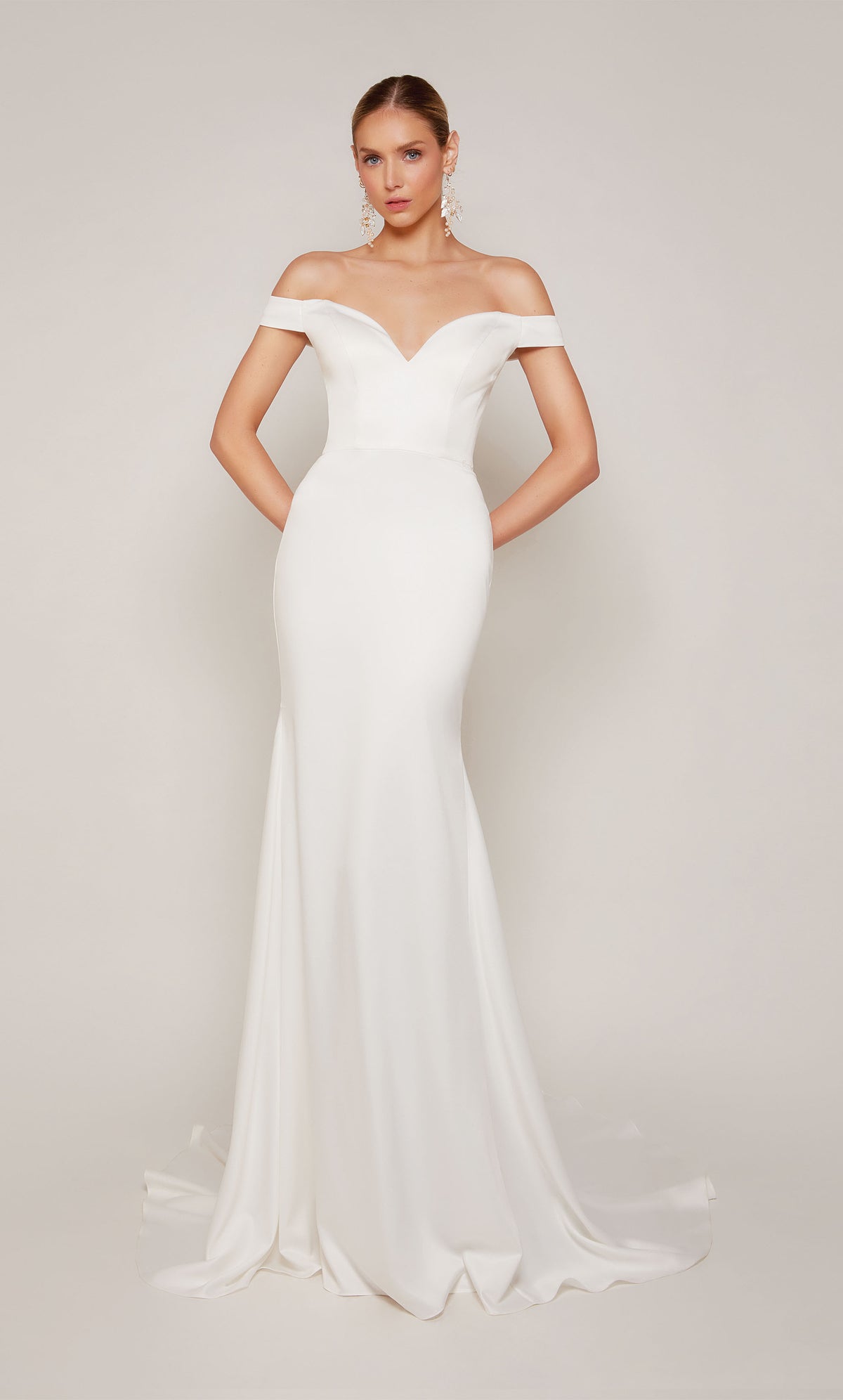 Alyce Paris 7098 Bridal Off the Shoulder Train Mermaid Vestido