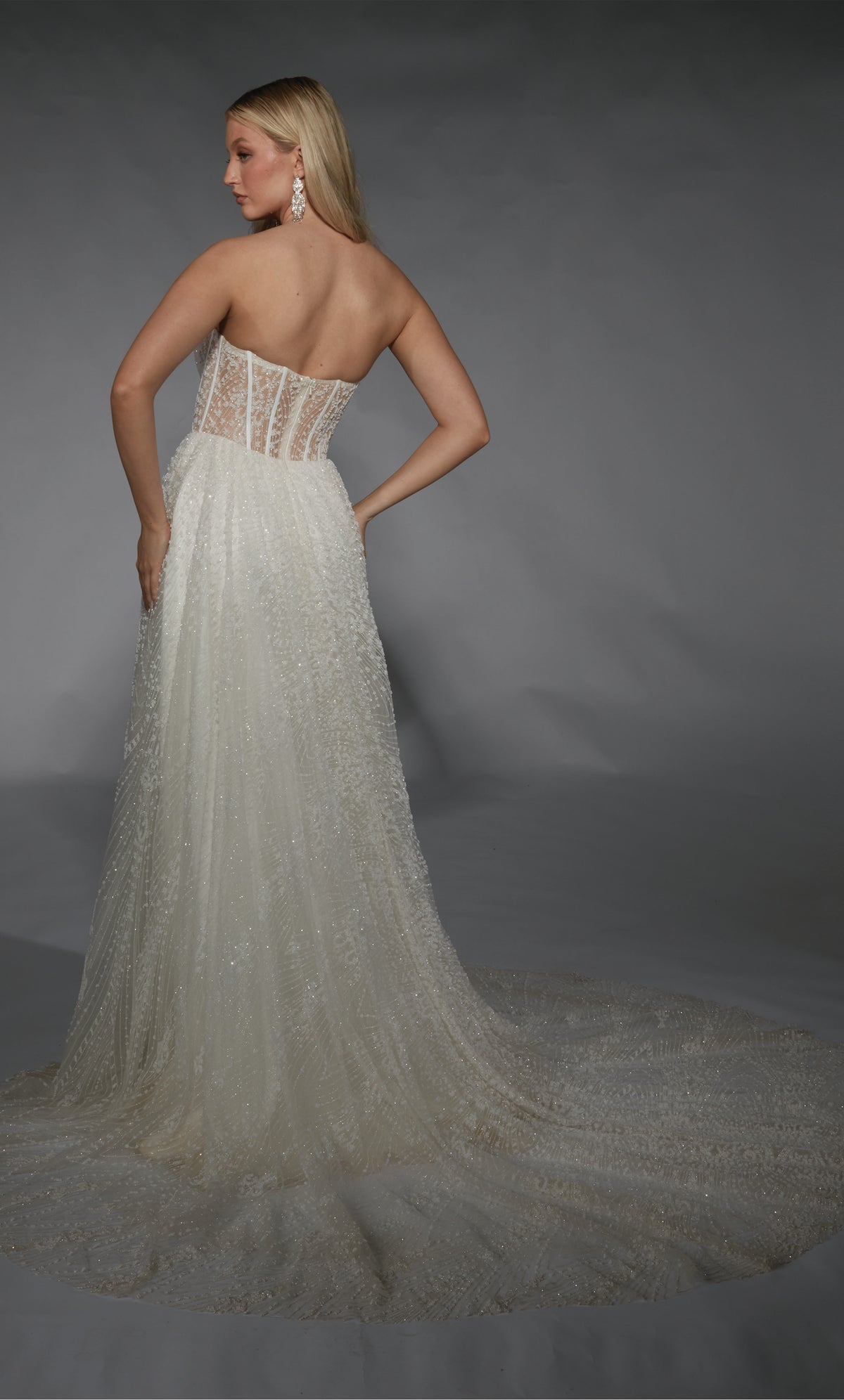 Alyce Paris 7133 Bridal возлюбленная иллюзия