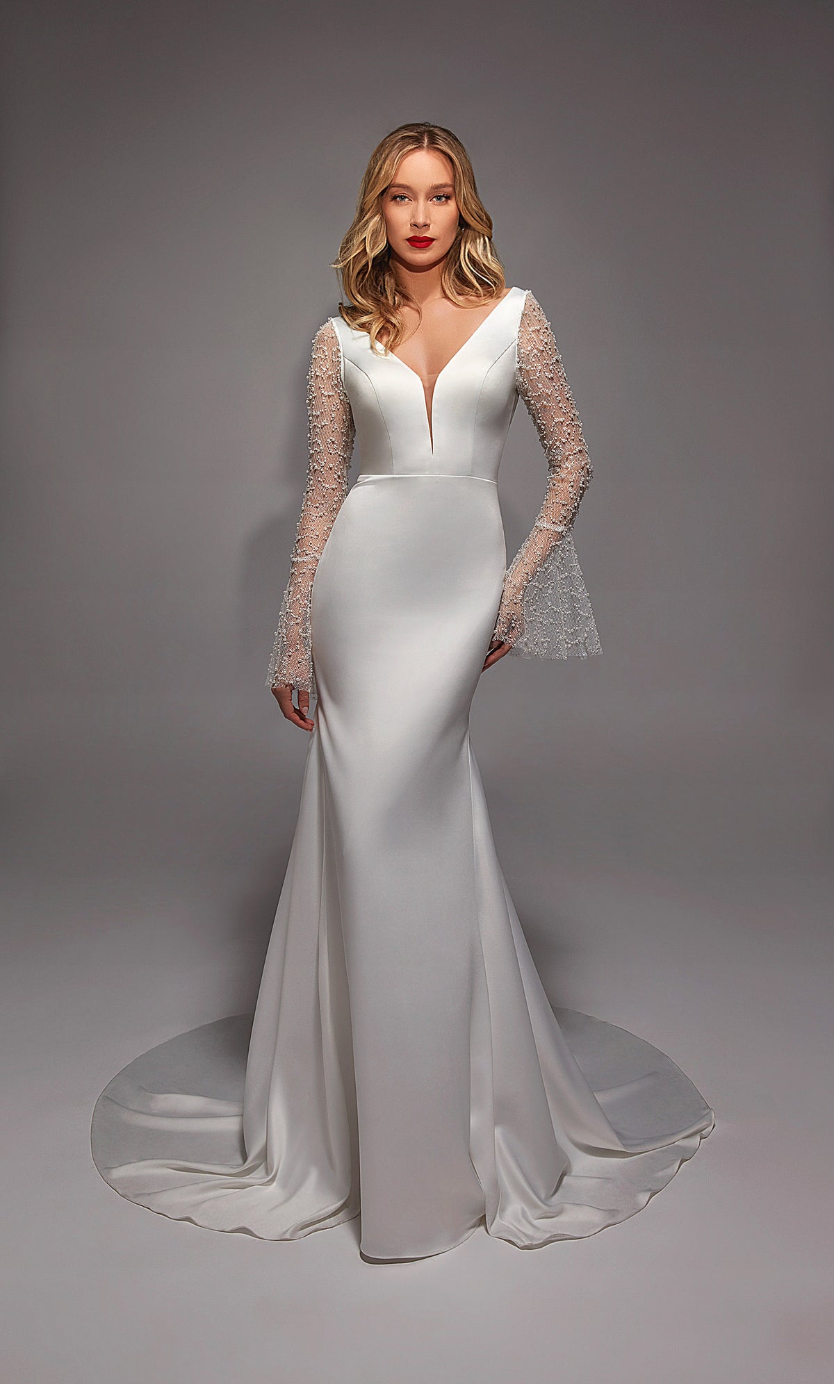 ALYCE Paris 7137 Bridal Plunging Neckline Embellished Medium Fullness Dress