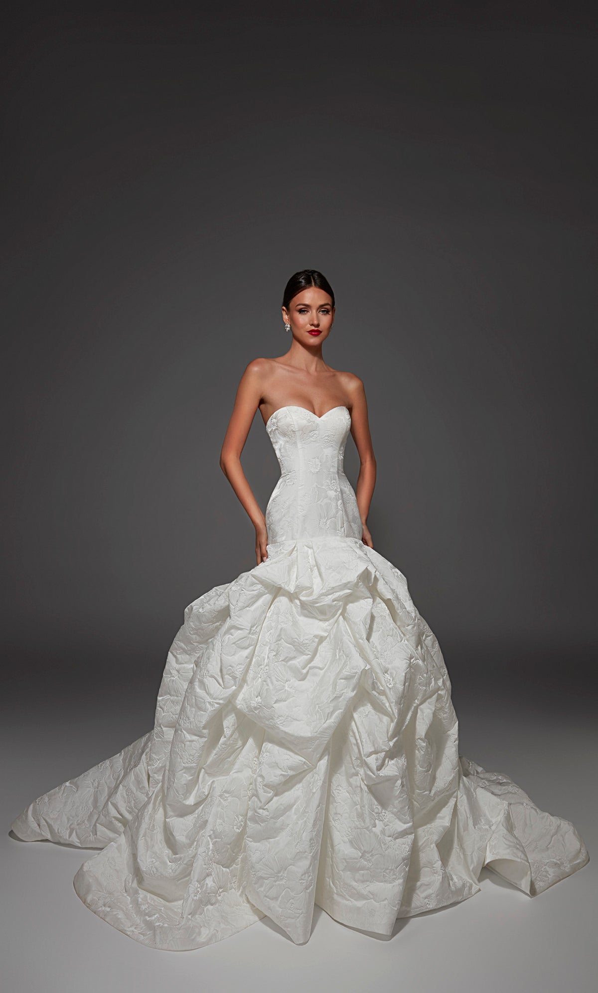 ALYCE Paris 7185 Bridal Sweetheart Neckline Buttons Mermaid Dress
