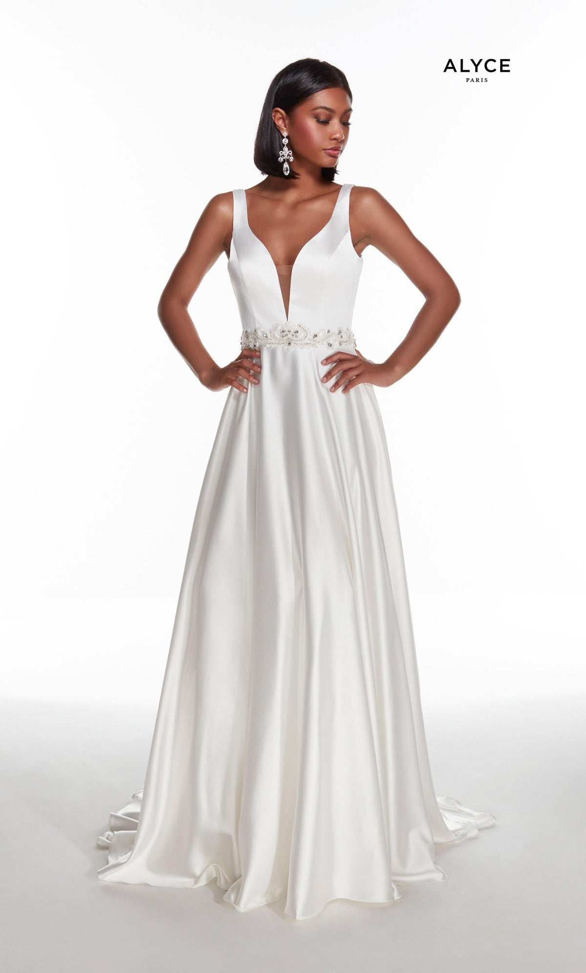 Formal Dress: 1422. Long, Plunging Neckline, A-Line Alyce Paris